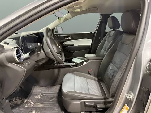New 2026 Chevrolet Trax LT w/ Driver Confidence Package FWD image 10