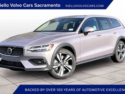 New 2026 Volvo V60 B5 Cross Country Plus w/ Climate Package