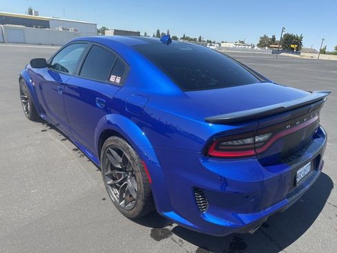 Used 2022 Dodge Charger Scat Pack RWD image 2