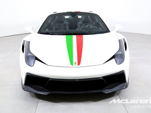 Used 2014 Ferrari 458 Spider RWD image 5