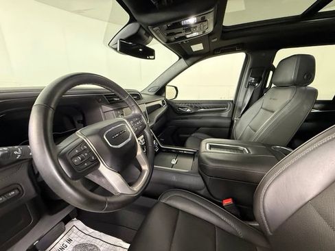 Used 2024 GMC Yukon Denali RWD image 16
