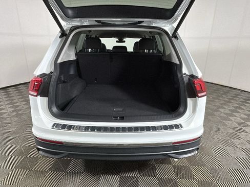 Used 2024 Volkswagen Tiguan Wolfsburg Edition AWD/4WD image 31