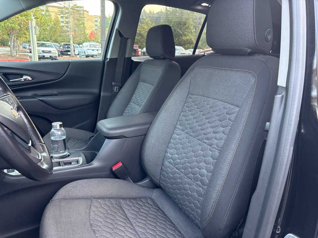 Used 2020 Chevrolet Equinox LT AWD/4WD image 19