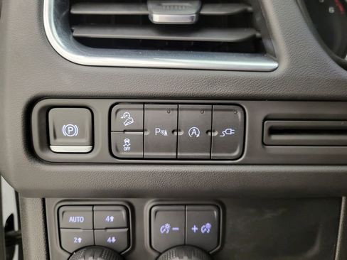 Used 2021 Chevrolet Tahoe Z71 AWD/4WD image 8