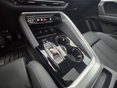 Used 2025 Audi Q5 Premium Plus image 25