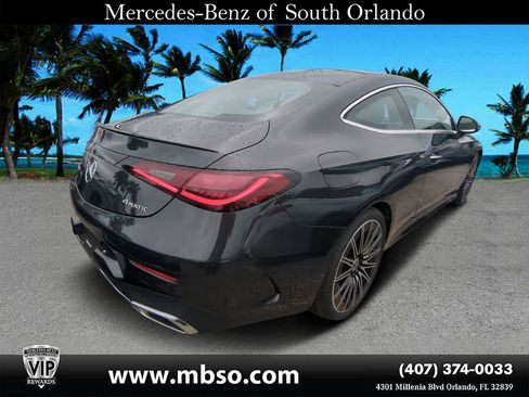 Certified 2025 Mercedes-Benz CLE 300 4MATIC Coupe image 18