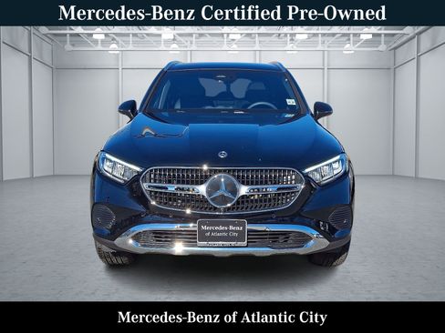 Used 2026 Mercedes-Benz GLC 300 4MATIC image 2