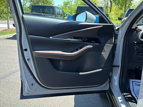 Certified 2025 MAZDA CX-30 AWD 2.5 S w/ Premium Package image 11