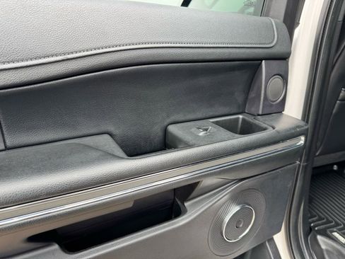 Used 2019 Ford Expedition XLT w/ Equipment Group 202A image 23