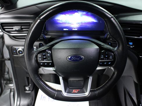 Used 2022 Ford Explorer ST w/ Equipment Group 401A AWD/4WD image 18