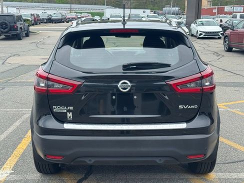 Used 2022 Nissan Rogue Sport SV AWD/4WD image 5