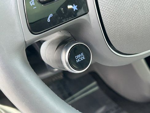 Used 2024 Hyundai Ioniq 5 Limited image 24