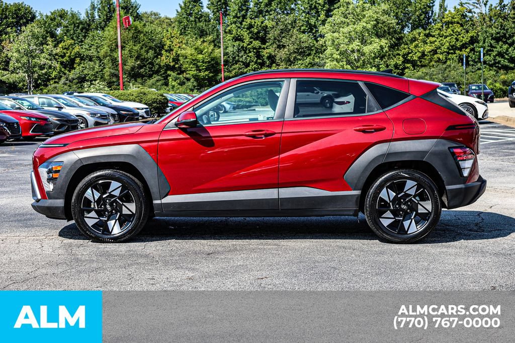 Used 2025 Hyundai Kona SEL FWD image 8