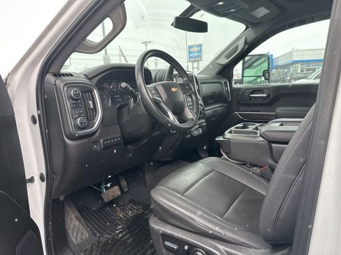 Used 2023 Chevrolet Silverado 3500 LTZ image 5