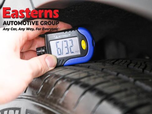 Used 2019 Ford Escape SE image 28