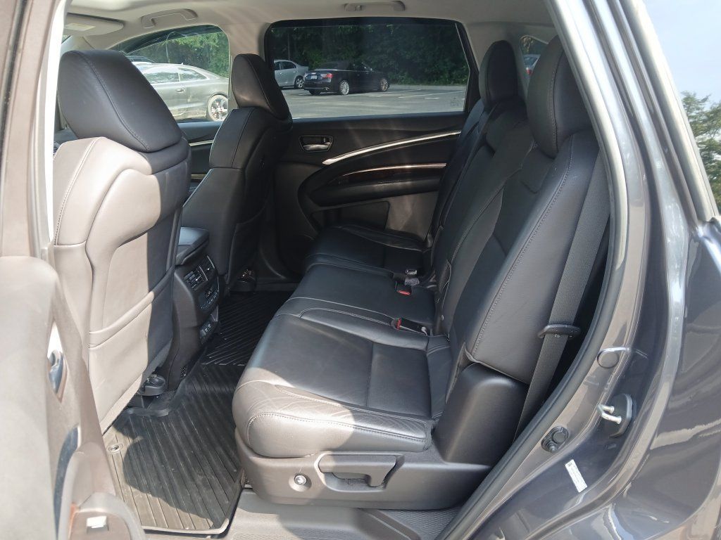 Used 2017 Acura MDX SH-AWD image 24
