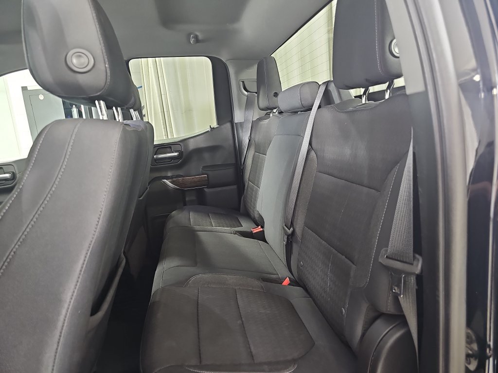 Used 2019 GMC Sierra 1500 Elevation w/ Elevation Value Package AWD/4WD image 17