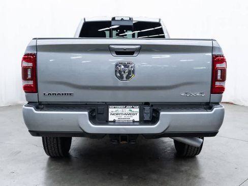 Used 2022 RAM 3500 Laramie AWD/4WD image 5