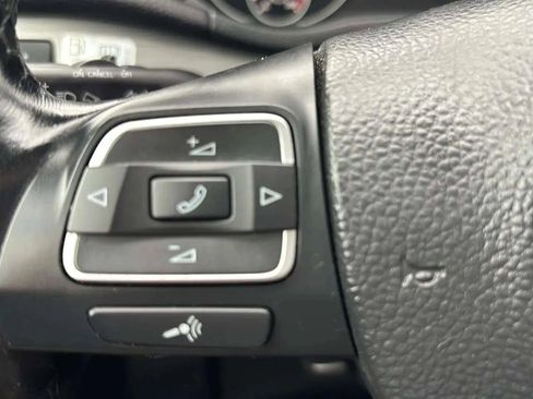Used 2014 Volkswagen Passat TDI SE image 34