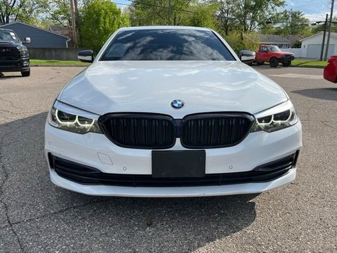 Used 2019 BMW 530i xDrive w/ Convenience Package AWD/4WD image 9