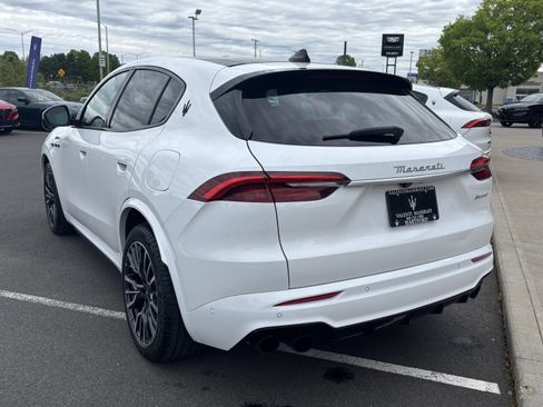Used 2023 Maserati Grecale Folgore AWD/4WD image 8