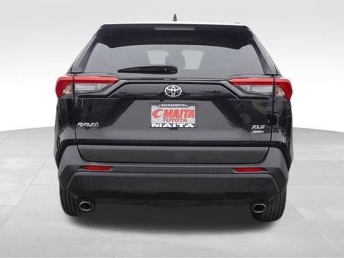 Used 2024 Toyota RAV4 XLE image 4