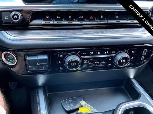 Used 2024 Chevrolet Silverado 1500 LTZ w/ LTZ Premium Package AWD/4WD image 17