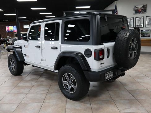 Used 2022 Jeep Wrangler Unlimited Sport AWD/4WD image 3