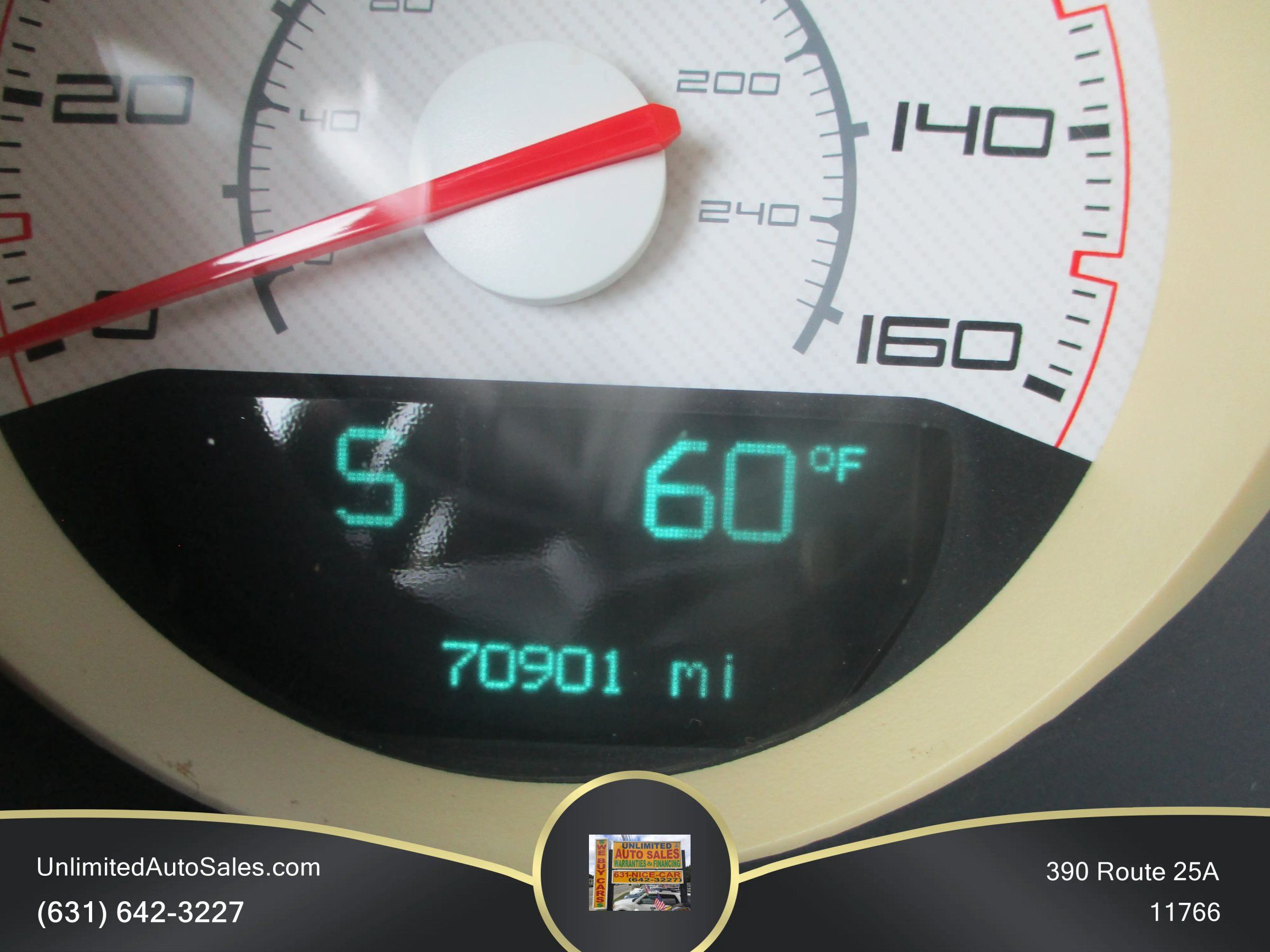 Used 2012 Dodge Challenger R/T RWD image 19