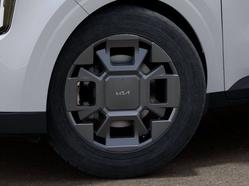 New 2026 Kia Carnival EX FWD image 10
