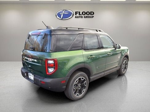 New 2025 Ford Bronco Sport Outer Banks image 2