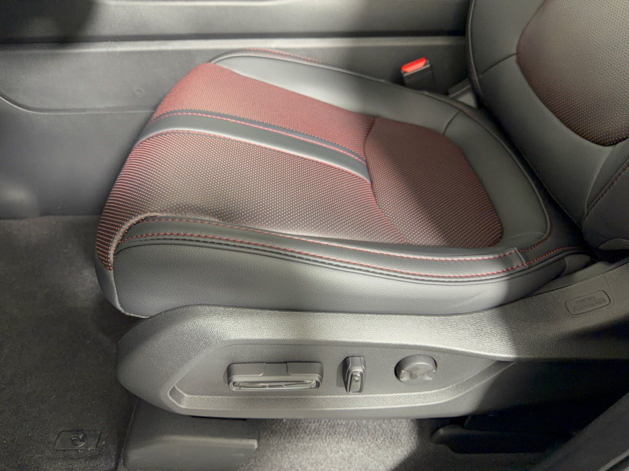New 2026 Honda Pilot Black Edition image 16
