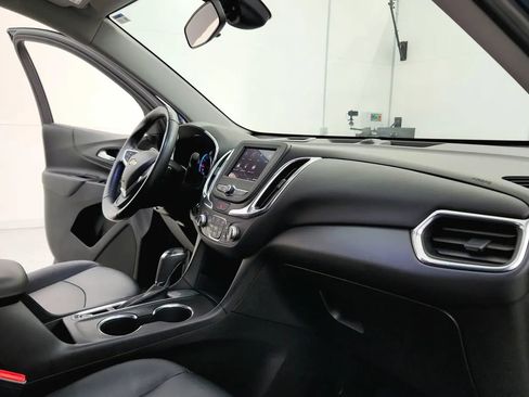 Used 2020 Chevrolet Equinox LT w/ Driver Convenience Package image 36