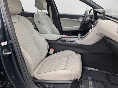 Used 2023 Genesis G70 3.3T w/ Sport Advanced Package RWD image 22