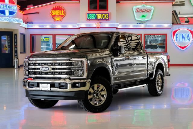 Used 2025 Ford F250 Lariat w/ Chrome Package AWD/4WD image 2