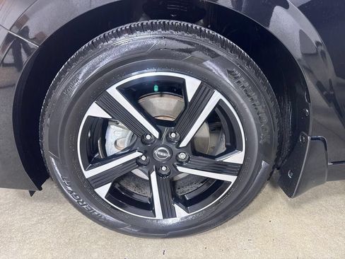 Used 2025 Nissan Sentra SV FWD image 19