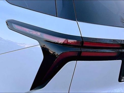 Certified 2024 Chevrolet Traverse Z71 image 31