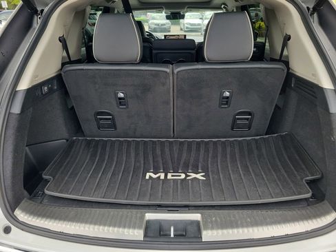 Used 2024 Acura MDX SH-AWD w/ Advance Package image 8