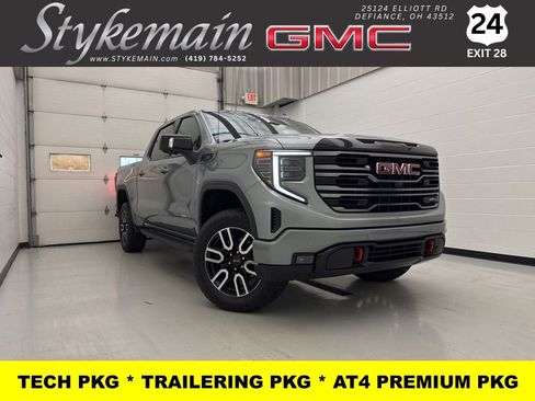 Used 2025 GMC Sierra 1500 AT4 w/ AT4 Premium Package AWD/4WD image 1