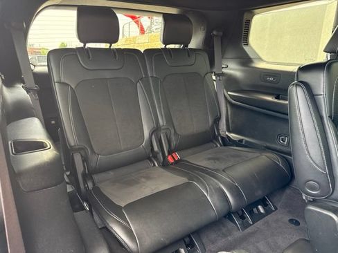 Used 2021 Jeep Grand Cherokee L Laredo AWD/4WD image 12