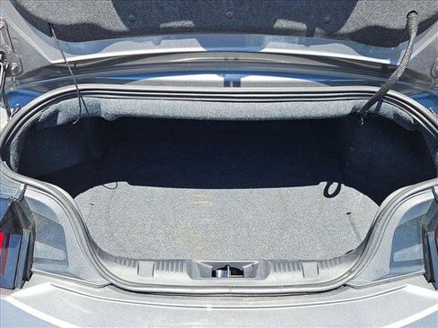 Used 2025 Ford Mustang Premium image 6