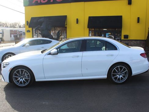 Used 2023 Mercedes-Benz E 350 4MATIC Sedan image 23