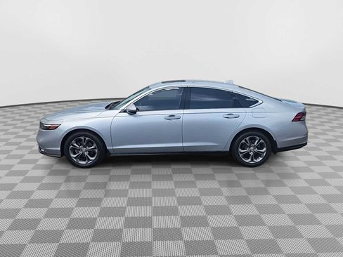 Certified 2024 Honda Accord EX image 5
