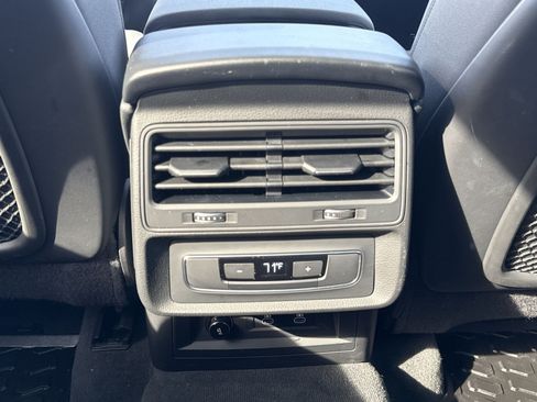 Used 2022 Audi Q7 3.0T Premium Plus AWD/4WD image 23