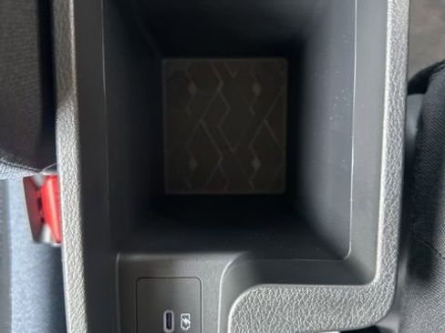 New 2025 Nissan Versa SV w/ Trunk Package image 18