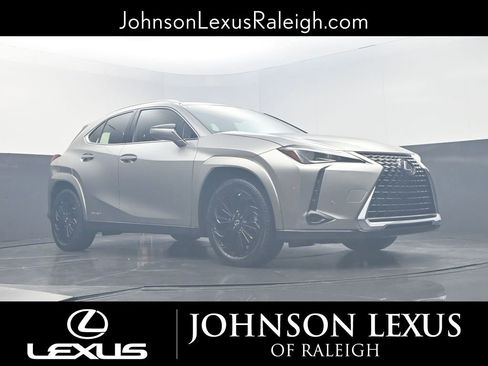 Certified 2022 Lexus UX 250h w/ Premium Package image 15