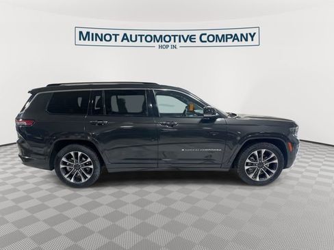 Certified 2022 Jeep Grand Cherokee L Overland image 9