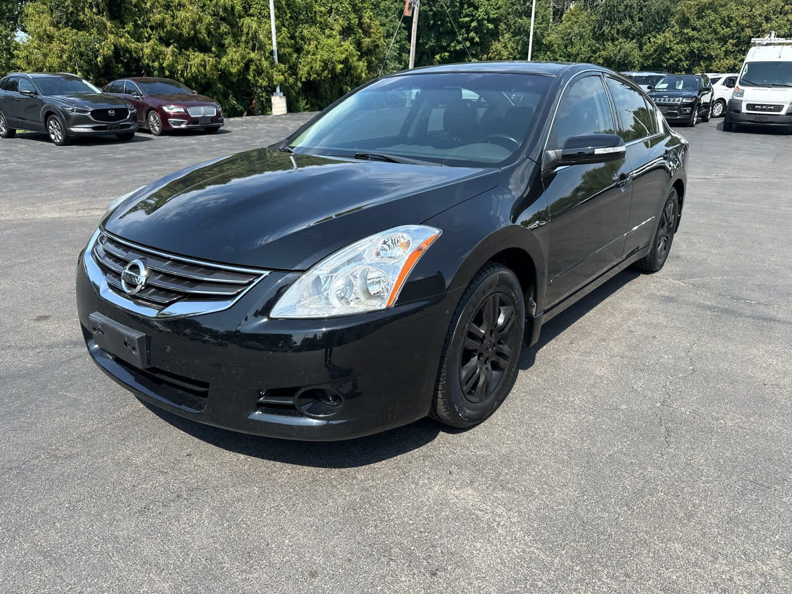 Used 2012 Nissan Altima 2.5 SL w/ 2.5SL Pkg FWD image 7