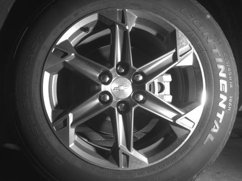 Used 2025 Chevrolet Blazer LT image 14