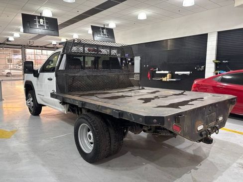 Used 2020 GMC Sierra 3500 4x4 Regular Cab w/ Convenience Package image 4